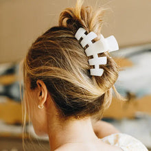 Load image into Gallery viewer, TELETIES HAIR CLIPS