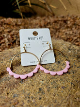 Load image into Gallery viewer, GOLD &amp; PINK HOOP EARRING

