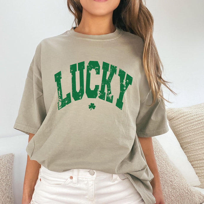 THE LUCKY TEE