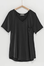 Load image into Gallery viewer, THE BASIC TEE
