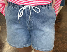 Load image into Gallery viewer, Pull On Elastic Shorts
