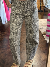 Load image into Gallery viewer, Leopard Print Utility Barrel Jeans
