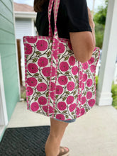 Load image into Gallery viewer, QUILTED BAGS
