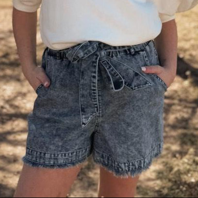 THE DENIM SHORTS