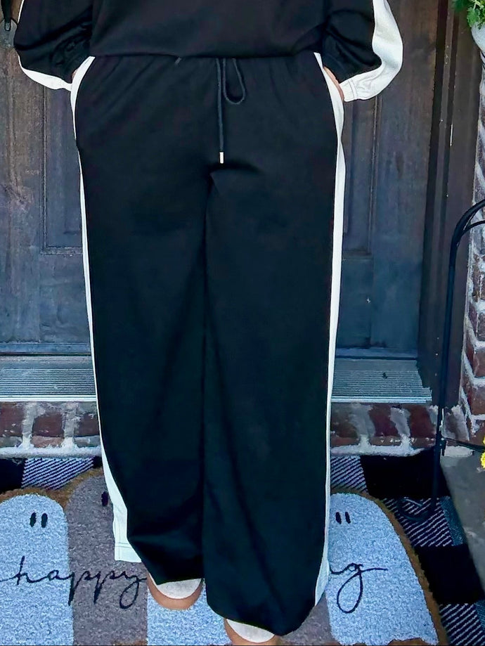 Sporty Chic Wide Leg Sweatpants