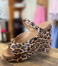 Load image into Gallery viewer, Corkys Treat Yourself Wedge
