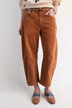 Load image into Gallery viewer, CORDUROY BARREL PANTS
