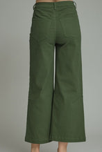 Load image into Gallery viewer, Forest Green Cropped Pants
