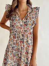 Load image into Gallery viewer, FLORAL GARDEN DRESS
